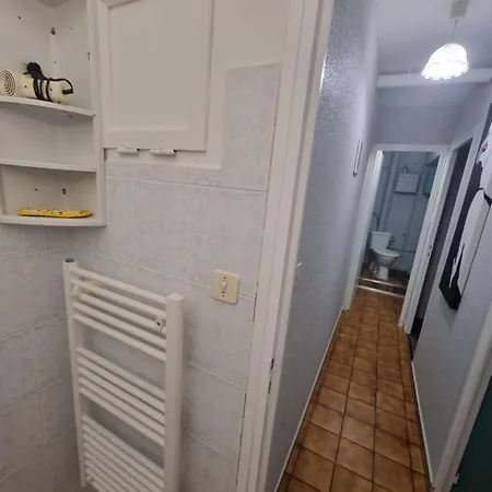Brugou Apartment *